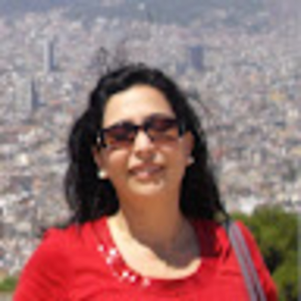 Meet your Posher, Carolina eiris